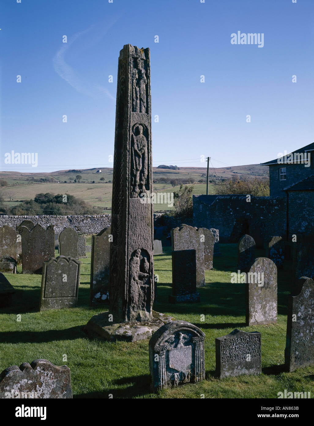 Saxon Cross a Bewcastle, Cumbria, Inghilterra. Foto Stock