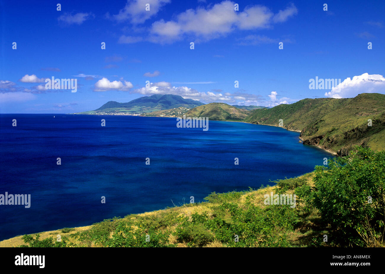 Frate del sud la costa della baia di St Kitts Foto Stock