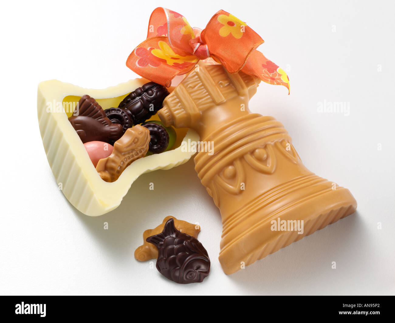 Cioccolato francese campane di Pasqua Foto Stock