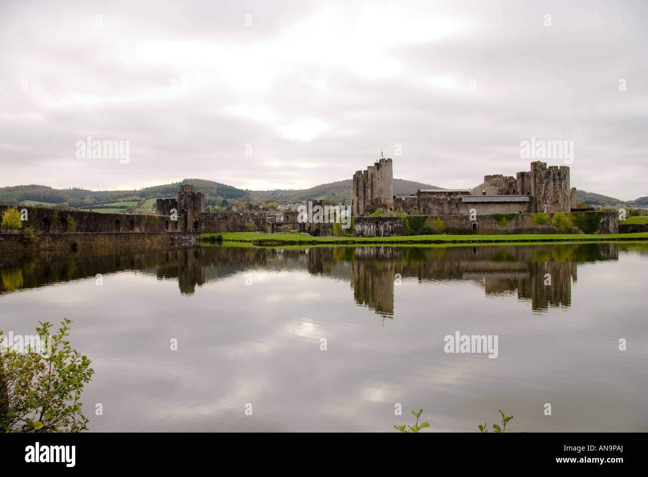 Nord-est Vista del Castello di Caerphilly Foto Stock