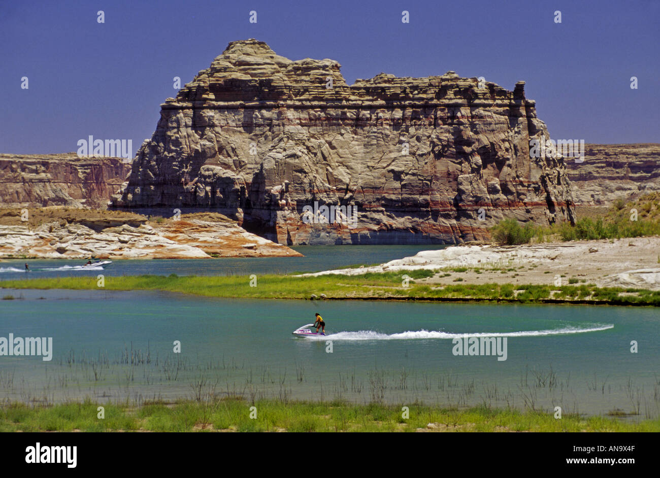 Jet sciatore a caldo Creek Bay, Crosby Canyon Lake Powell, Utah, Stati Uniti d'America Foto Stock