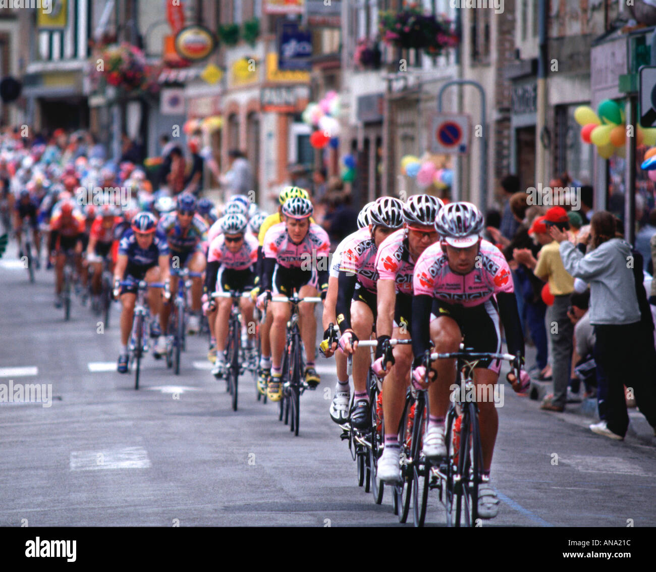 2002 Tour de France Rugles Normandia Francia Foto Stock