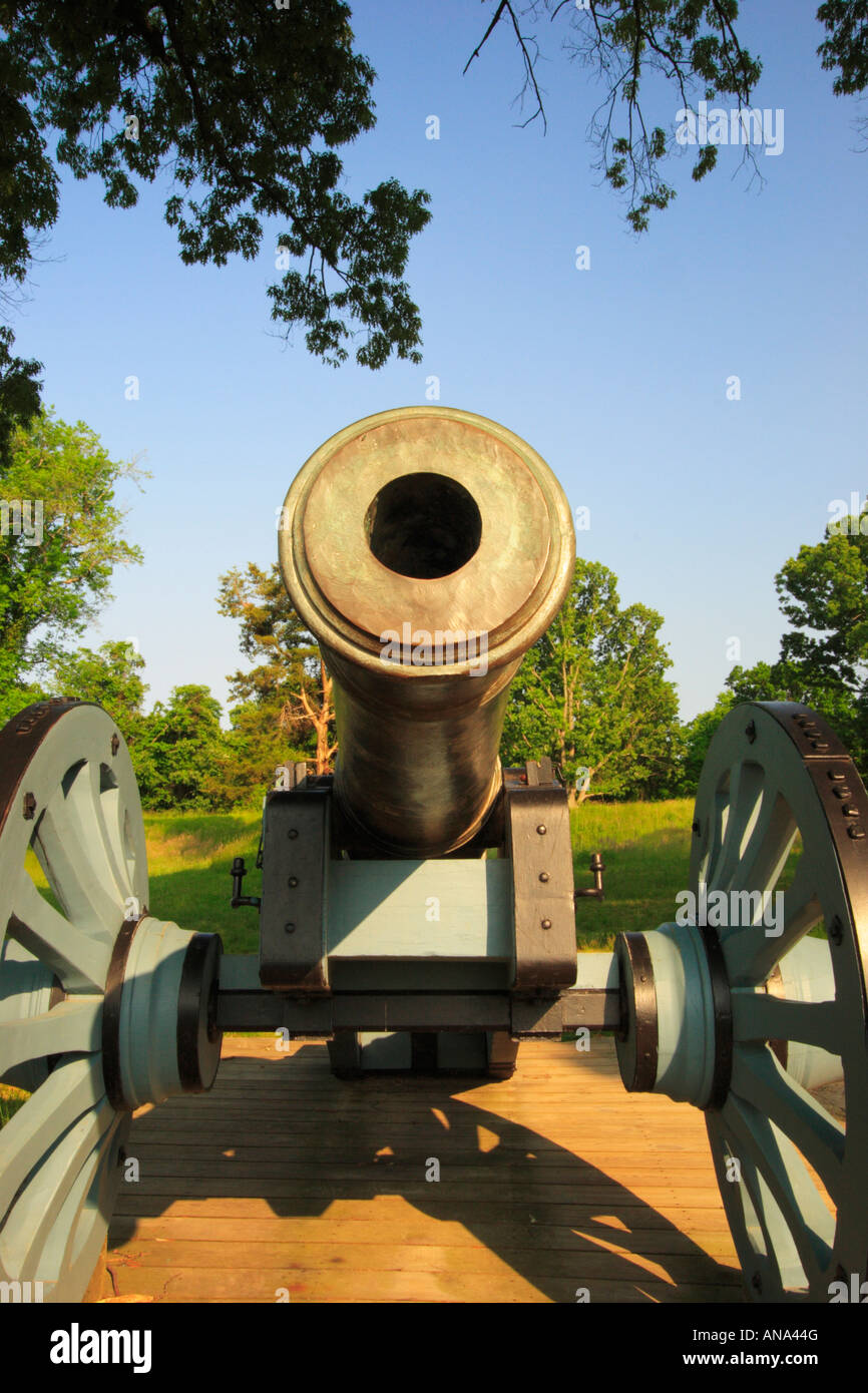 Il cannone sul campo di battaglia di Yorktown, Colonial National Historical Park, Yorktown, Virginia, Stati Uniti d'America Foto Stock