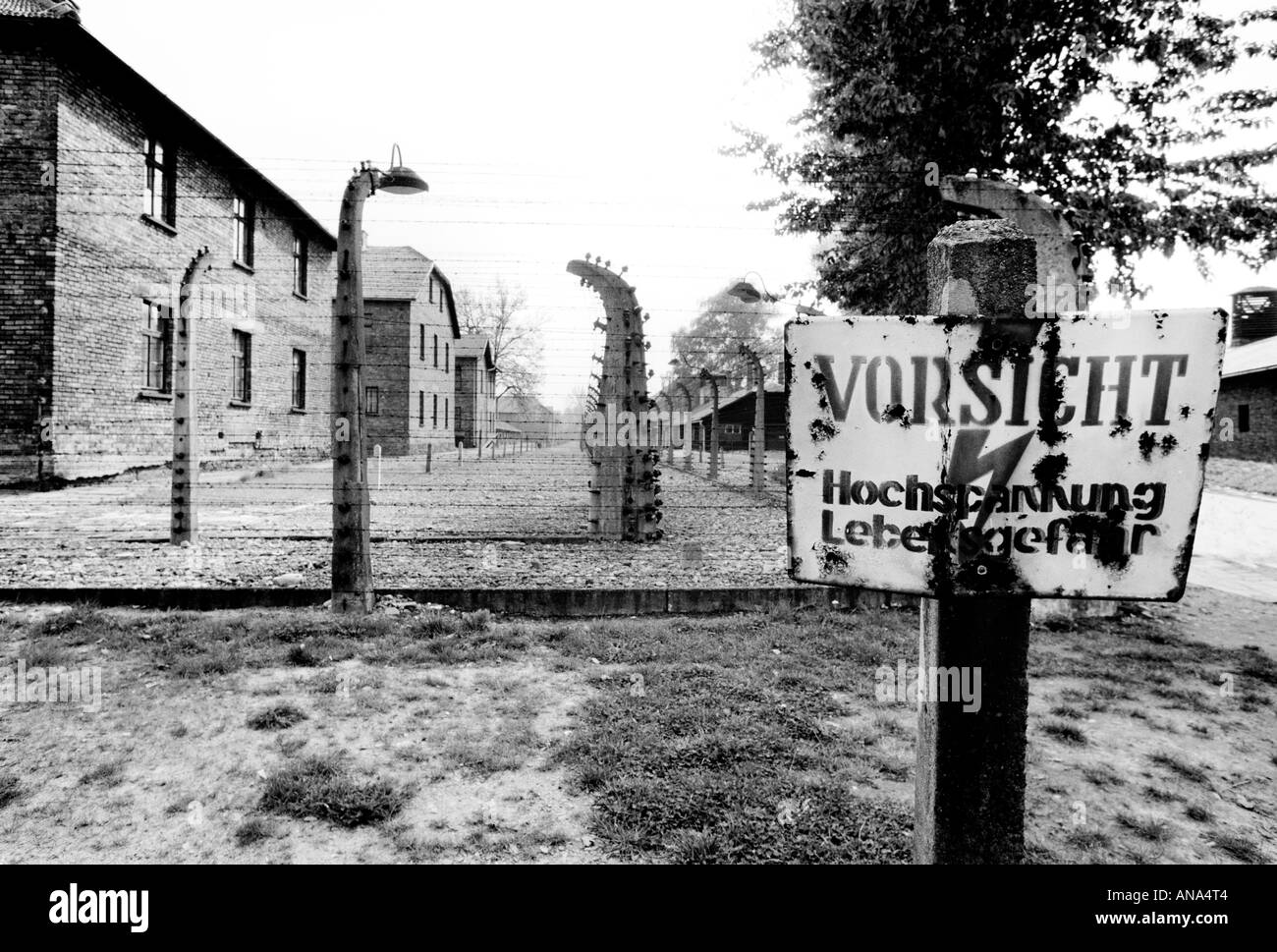 Segnale di avvertimento all'interno di Auschwitz. Foto Stock