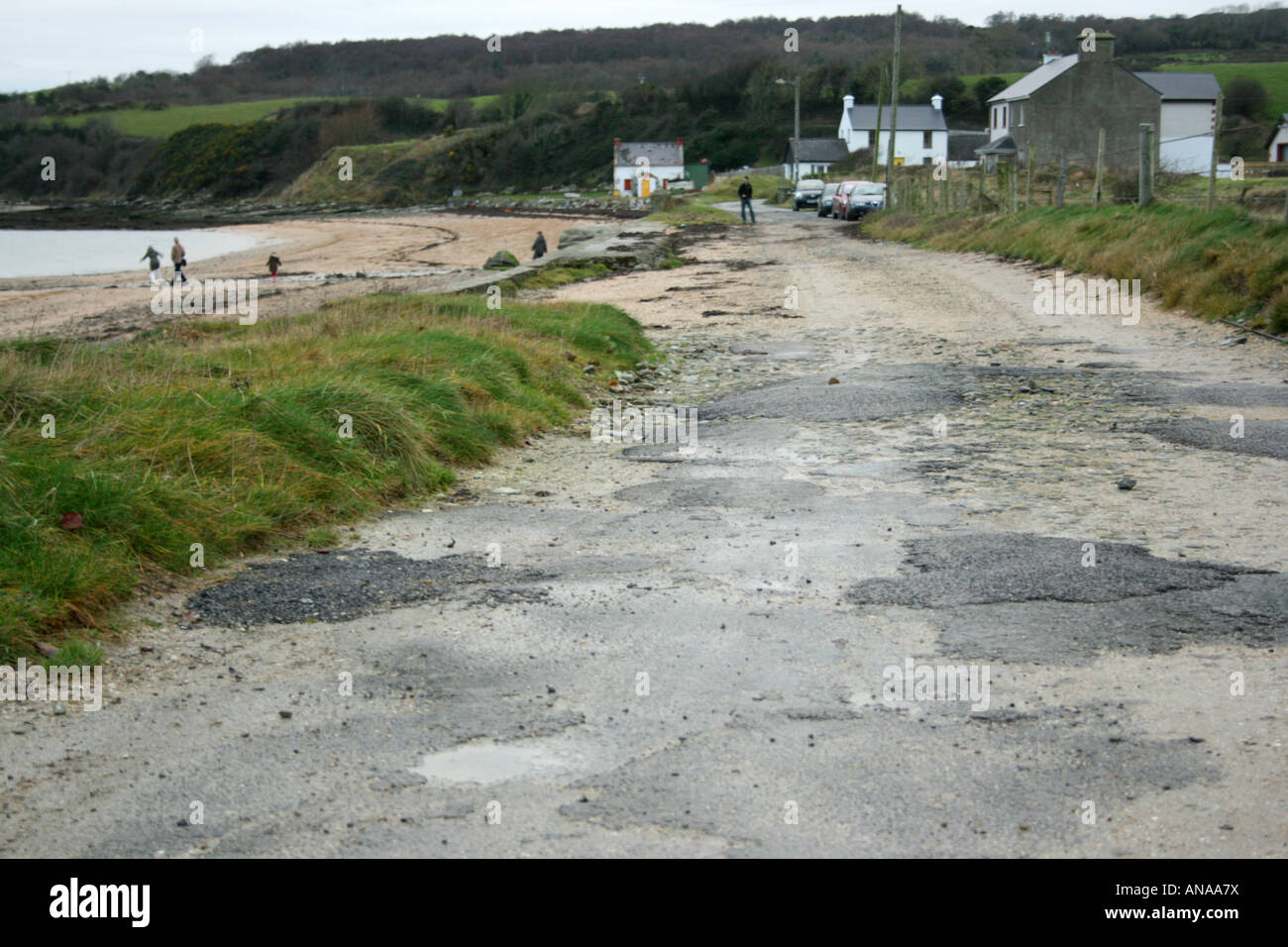 La strada al pollice litorale dell'isola, da Lough Swilly, Donegal inishowen, Irlanda Foto Stock