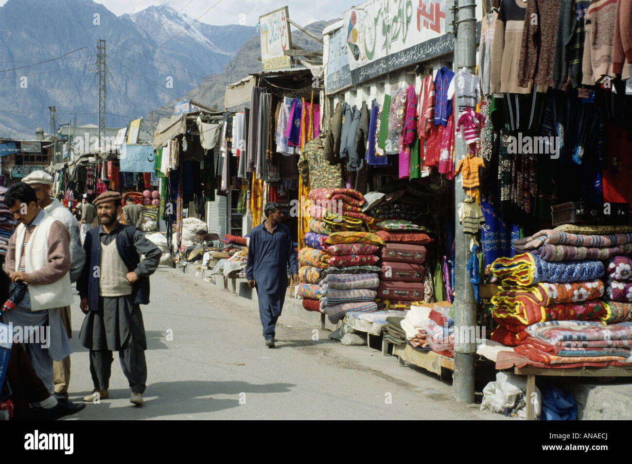 Il Pakistan NWFP Caption locale Area tribale Gilgit Bazaar Foto Stock