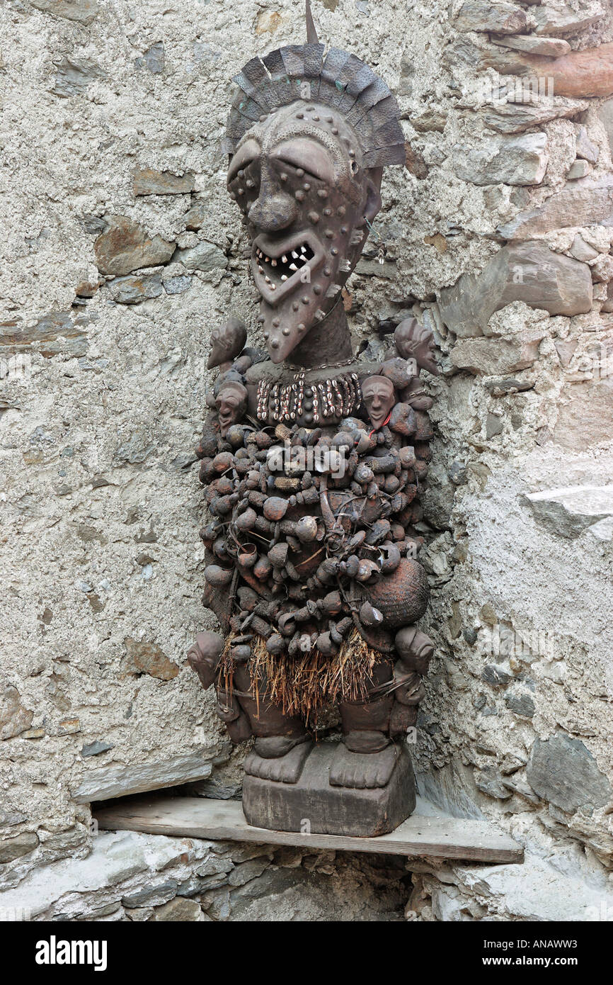 L'arte africana, Messner Mountain Museum a Castel Juval sopra la Val Senales Alto Adige - Italia Foto Stock