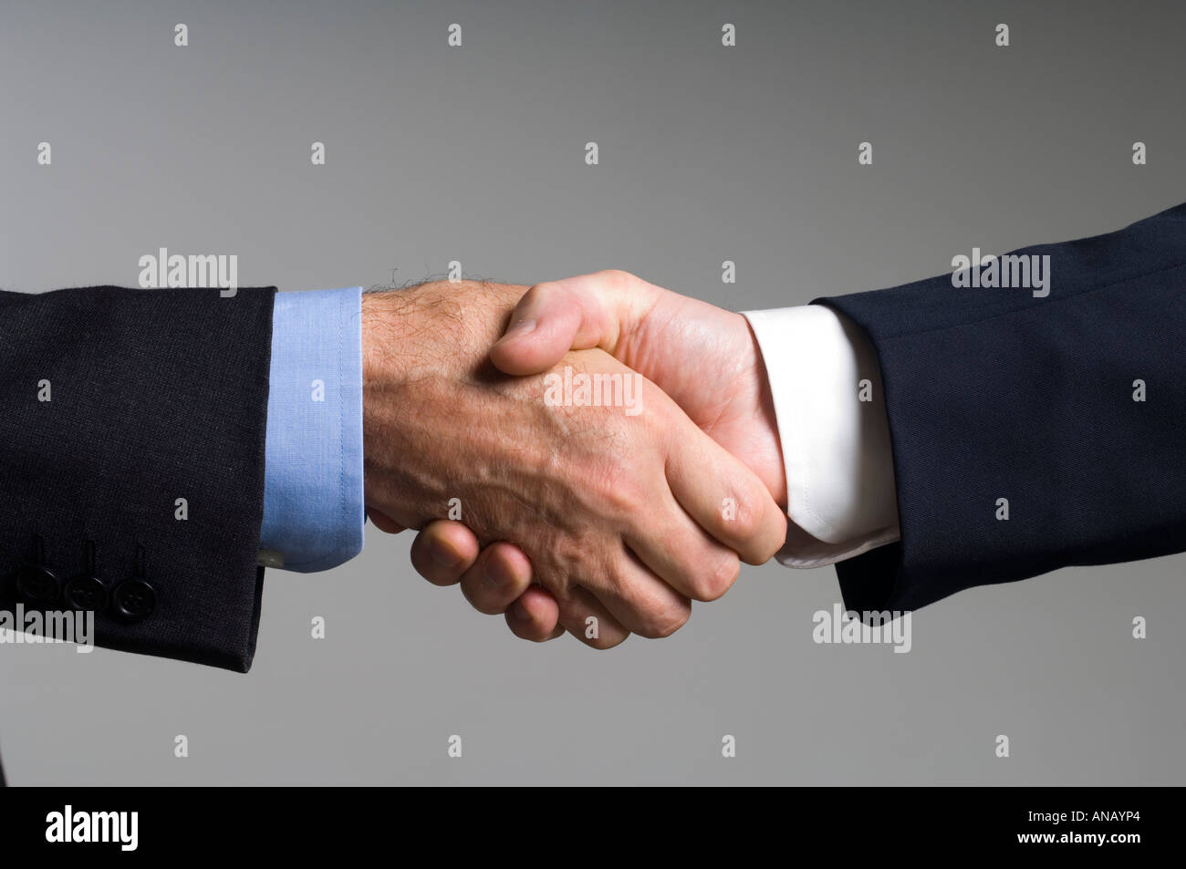 Stretta di mano Foto Stock