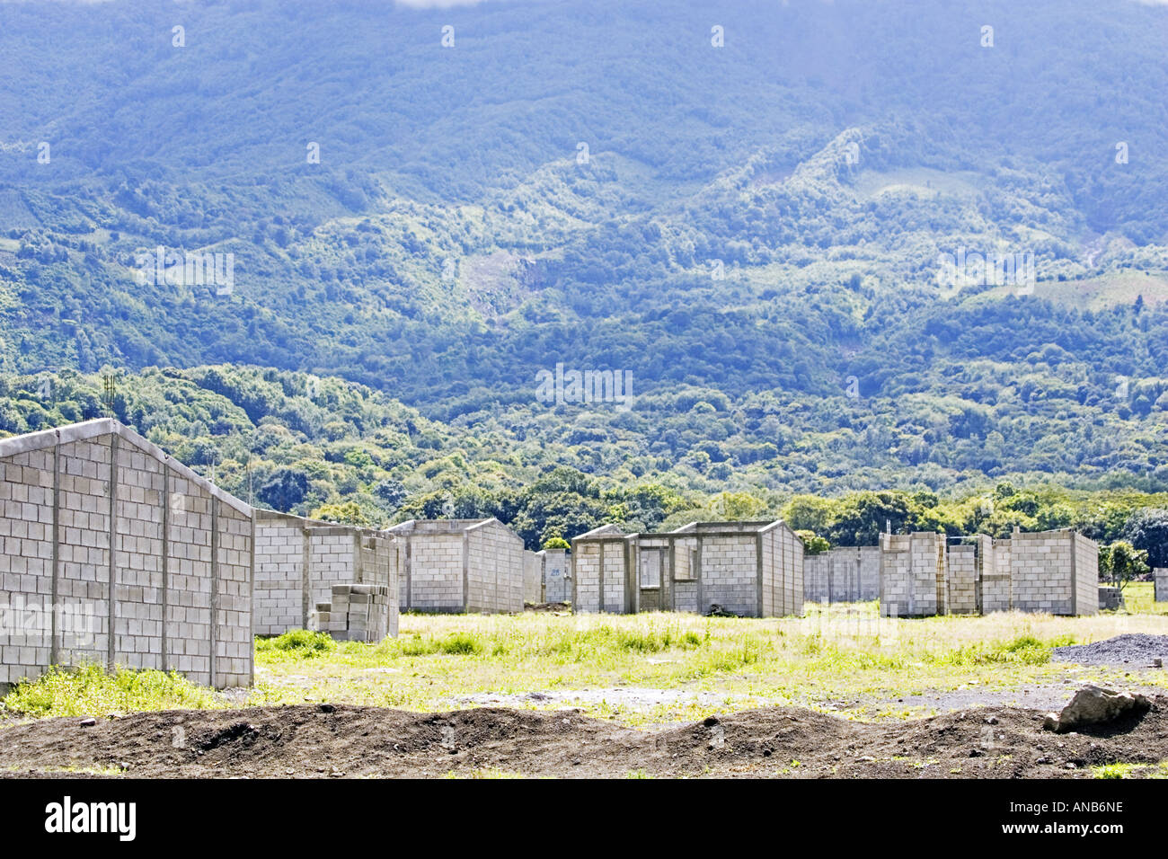 GUATEMALA TZANCHAJ Nuove case costruite dal governo guatemalteco Foto Stock