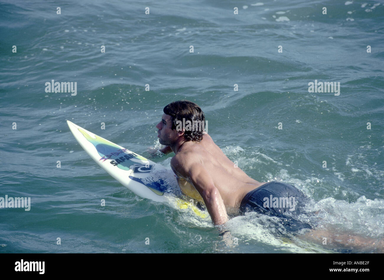 Giovani Surfer il Golden Mile Beach Durban Sud Africa SA GPE 1020 Foto Stock