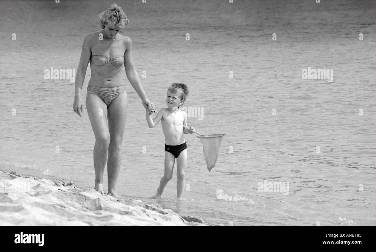 Princess diana beach Foto e Immagini Stock in Bianco e Nero - Alamy