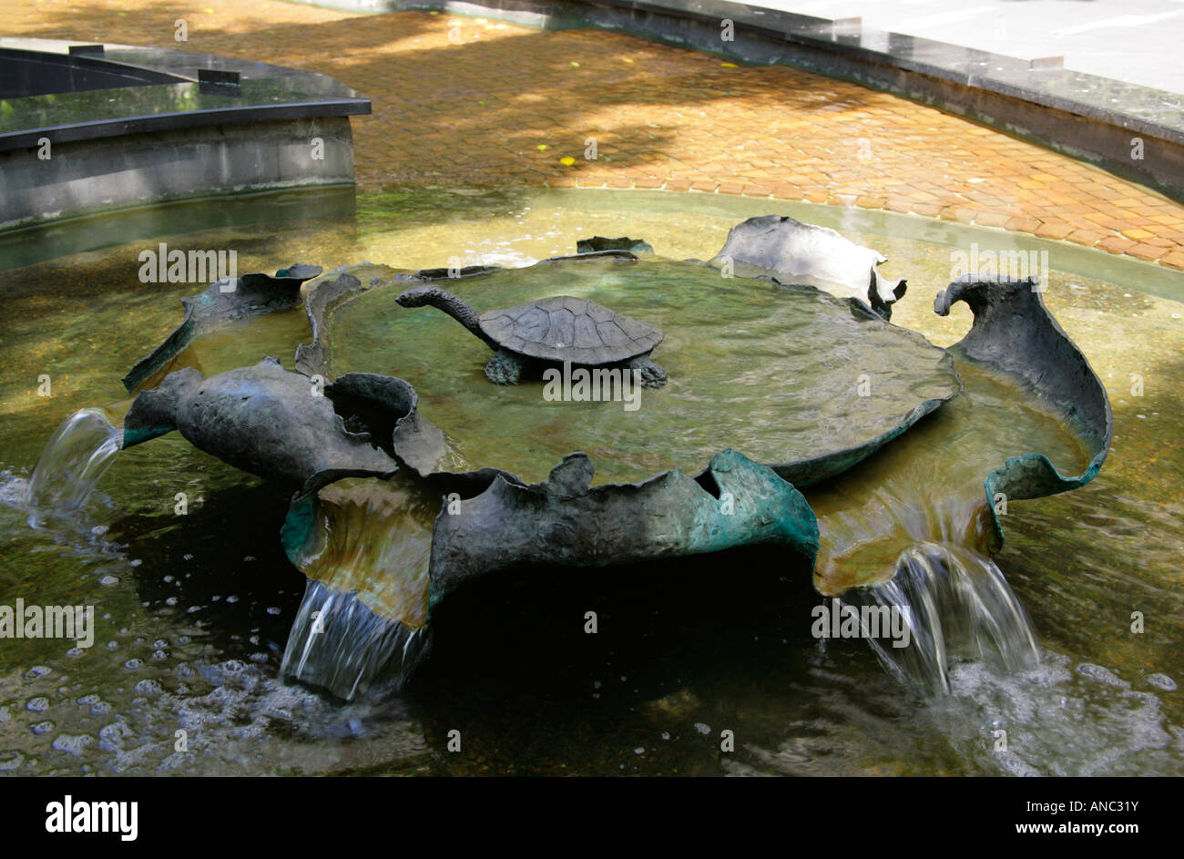 Sydney Herald Square, flusso serbatoio fontane,commemoratives sculture presso il sito originale di 1788 stream del serbatoio. Foto Stock