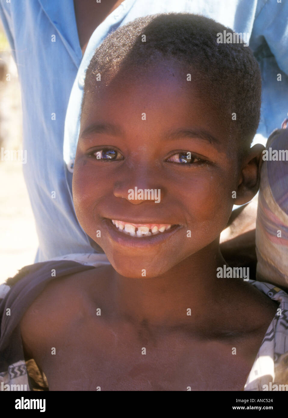 Ragazzo che sorride Zimbabwe Africa Foto Stock