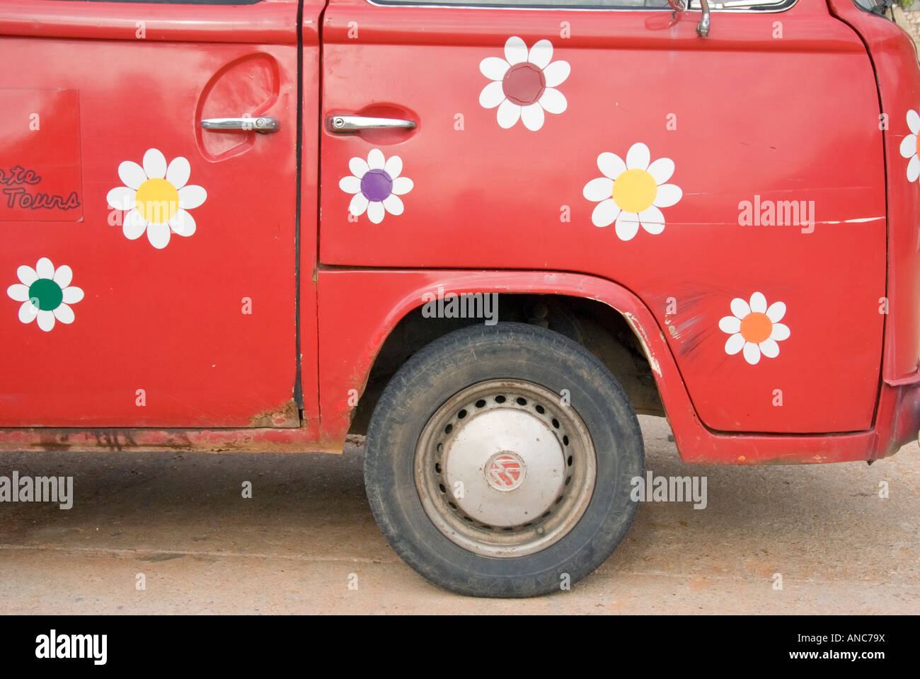 Flower Power VW Camper Van Foto Stock