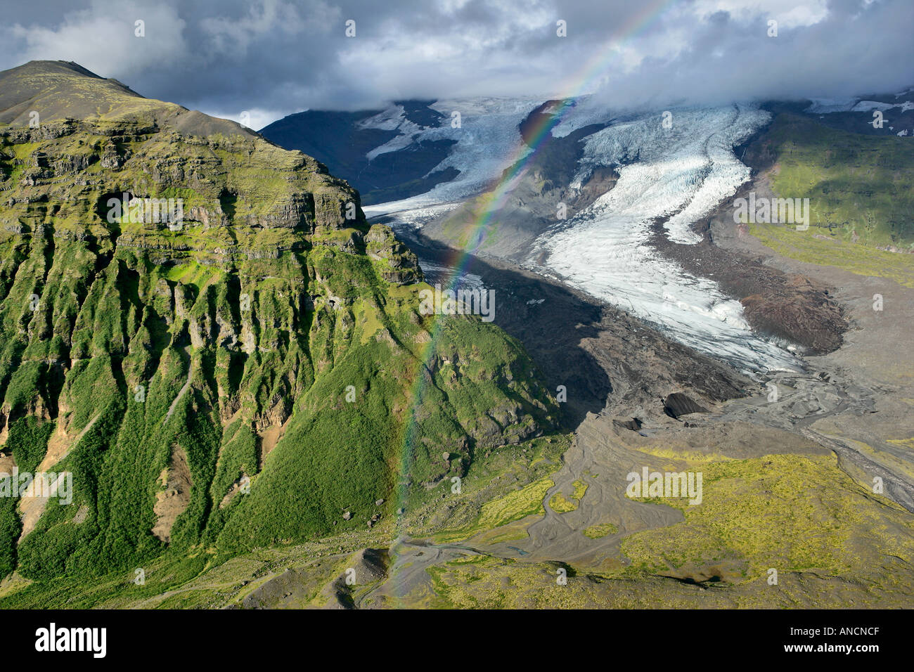 Skaftafellsjokull lingua del ghiacciaio Vatnajokull Rainbow Islanda Foto Stock