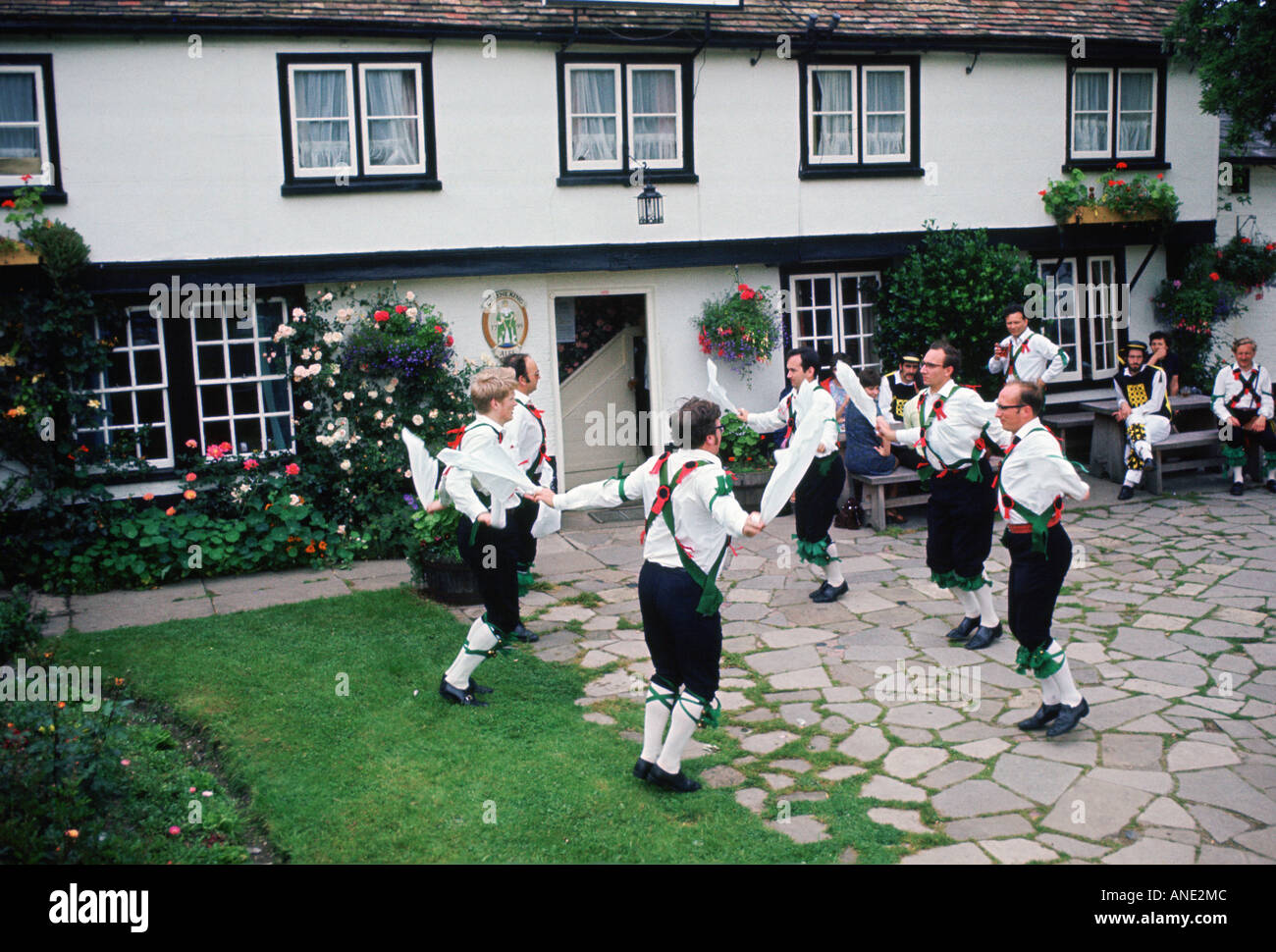 Morris ballerini danzare in Inghilterra Cambridge Regno Unito Foto Stock