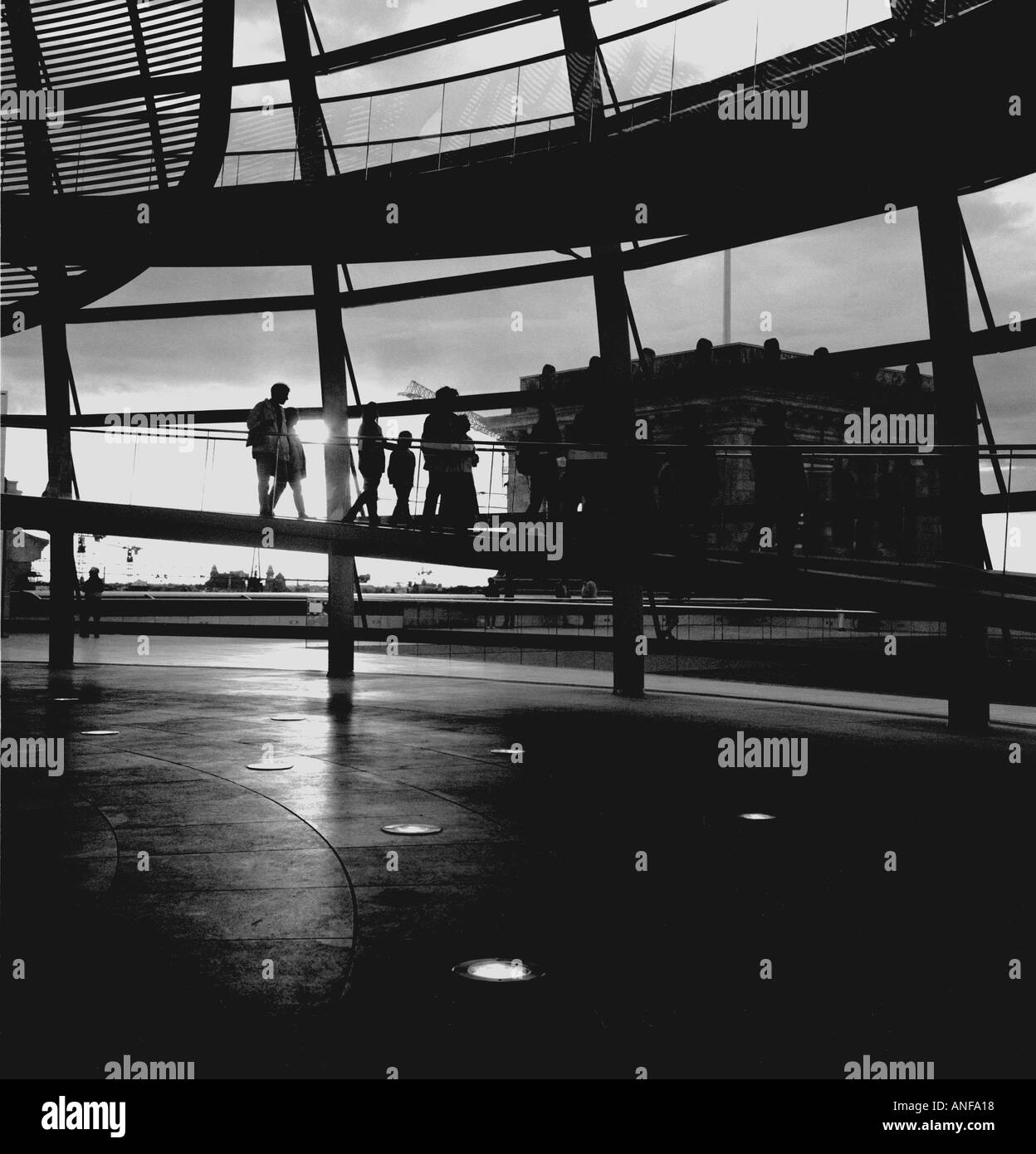 Impressione della cupola del Reichstag a Berlino Germania Foto Stock
