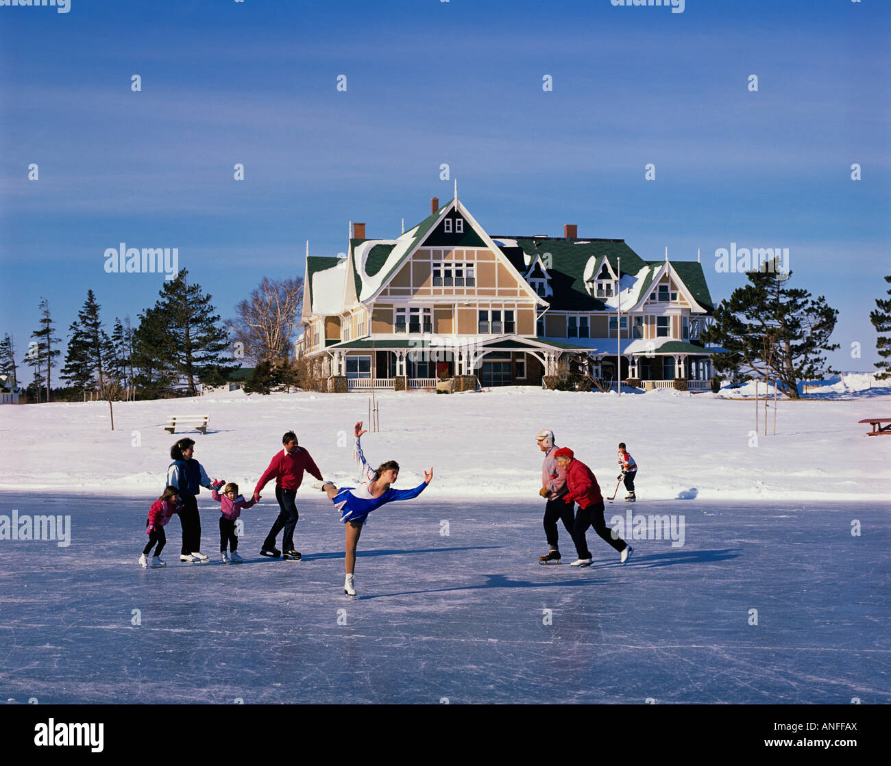 I pattinatori su stagno, Dalvay, Prince Edward Island, Canada Foto Stock