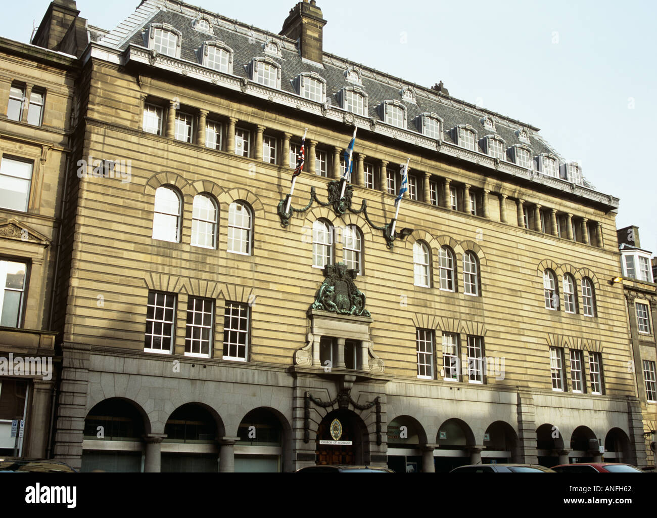 Edimburgo Scozia UK Ottobre Chiesa di Scozia capo ufficio edificio in George Street progettate in uno stile Scandinavo influenzato-style Foto Stock