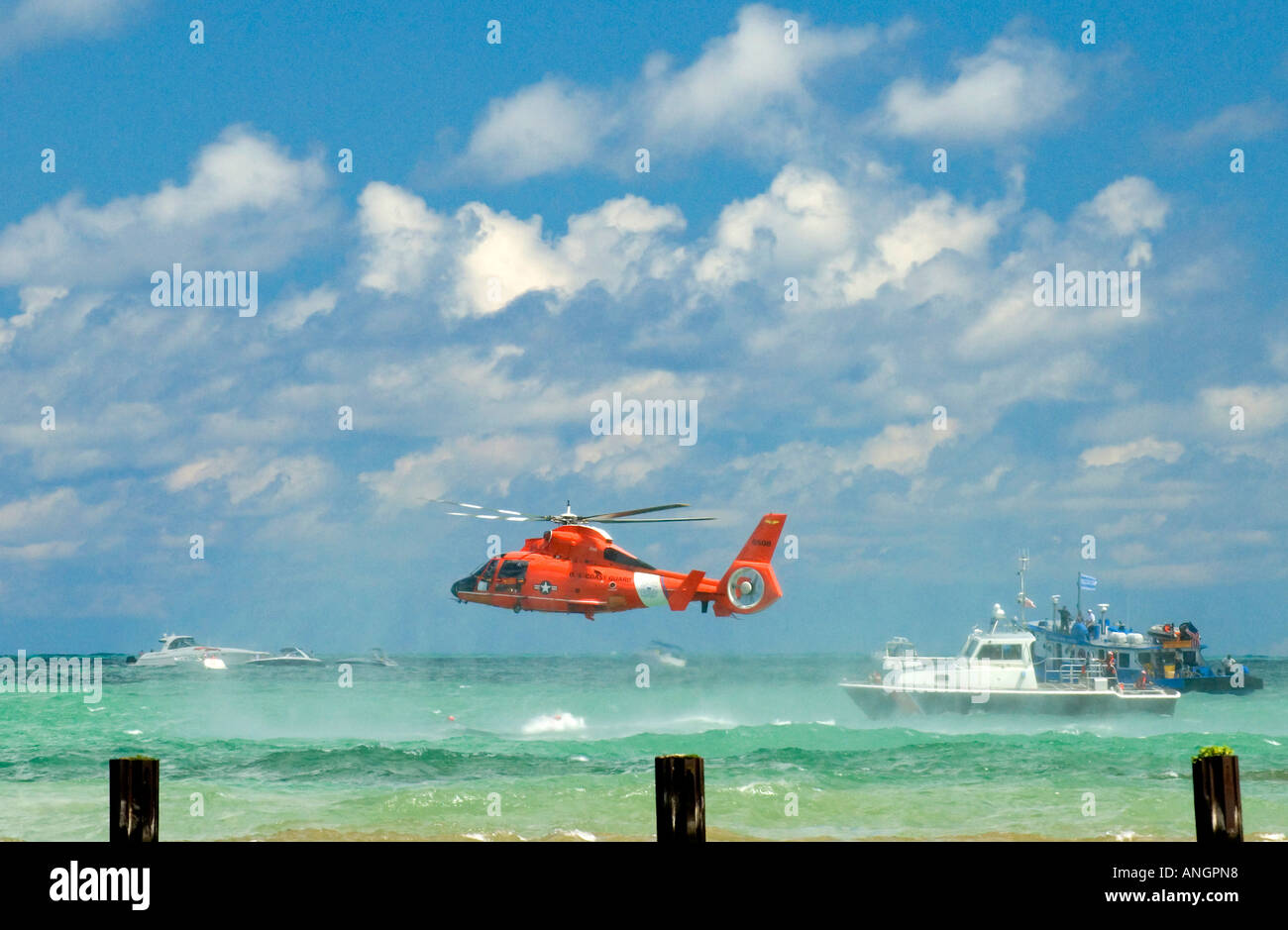 Coast Guard per soccorso in acqua Foto Stock