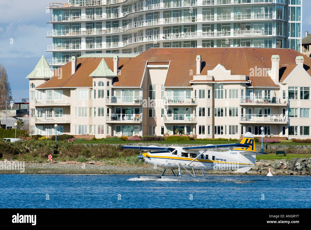 A bordo di un idrovolante taxi dopo lo sbarco nel porto interno, Victoria, Isola di Vancouver, British Columbia, Canada. Foto Stock