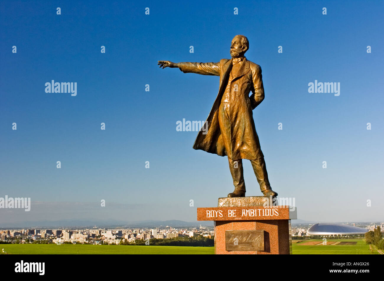 Statua di Dr William Clark S con la famosa frase "Boys essere ambiziosi" in Hitsujigaoka Sapporo Giappone Foto Stock