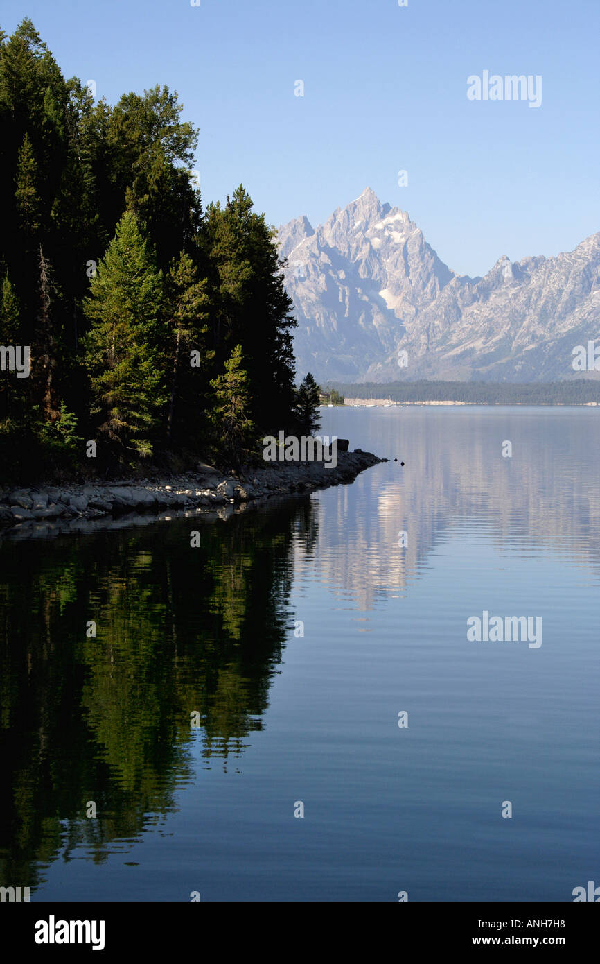 Il lago Jackson e il Grand Tetons montagne, Jackson Hole, Wyoming USA Foto Stock