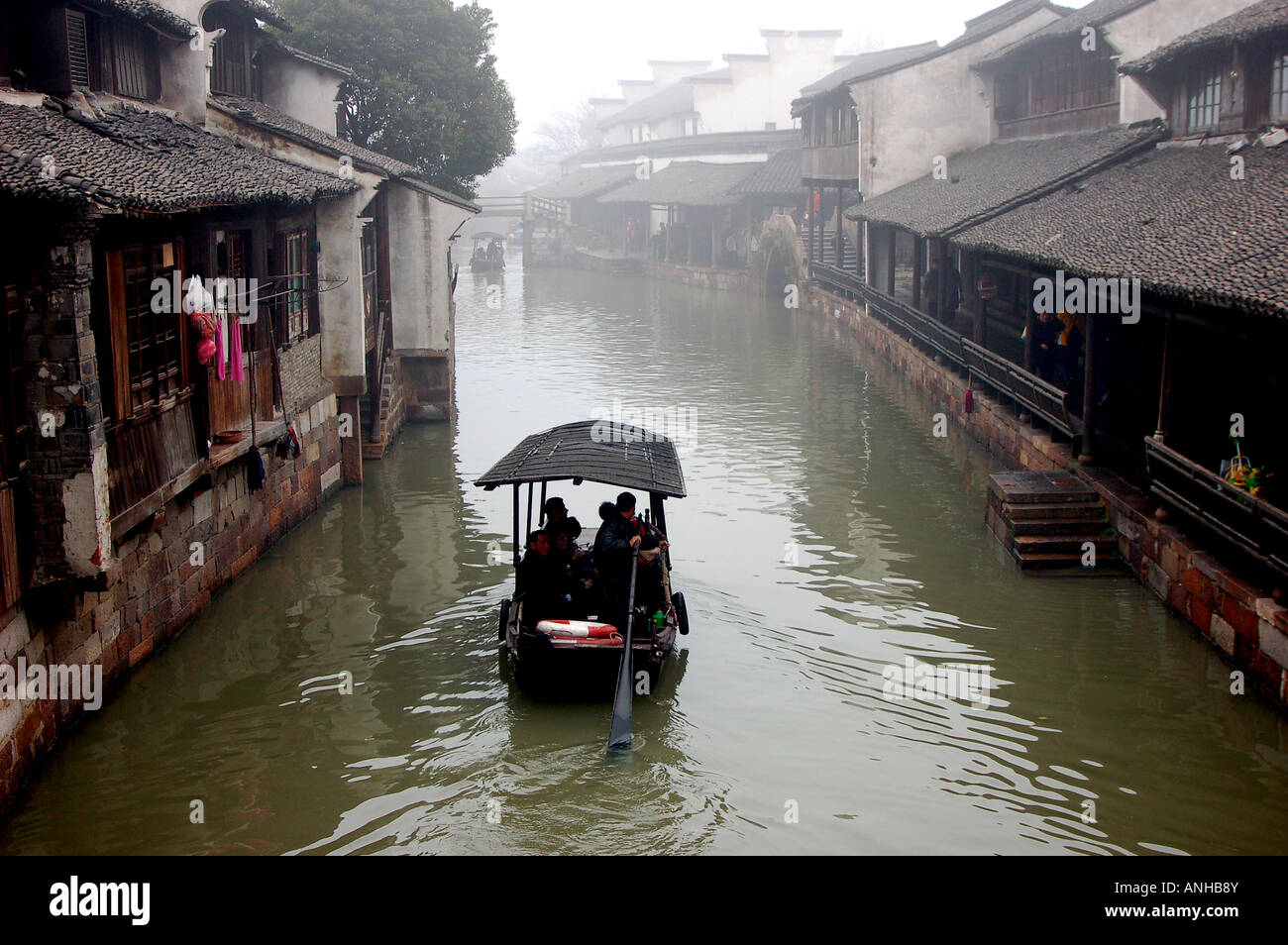 Questo è il Cinese famosa città vecchia Wuzhen mattina tempo Foto Stock