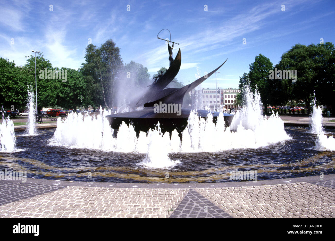 Fontana che commemora la storia della caccia alla balena in Sandefjord Norvegia Foto Stock