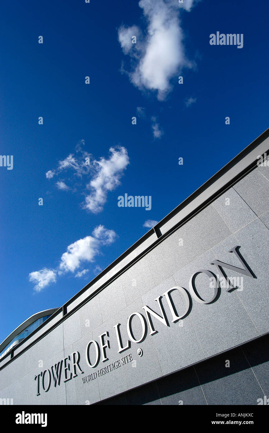 Torre di Londra World Heritage Site digital signage Foto Stock