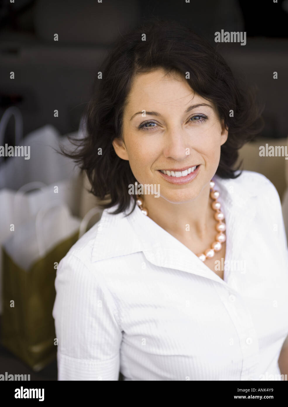 Ritratto di una donna adulta sorridente Foto Stock