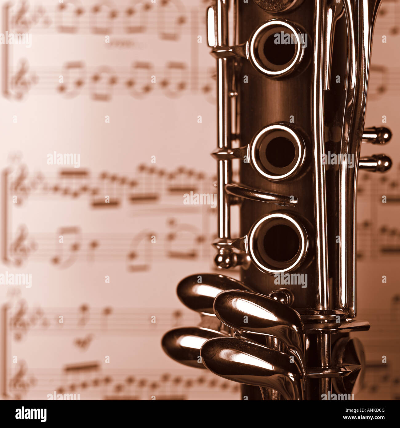 Clarinetto in parte anteriore del foglio di musica Foto stock - Alamy