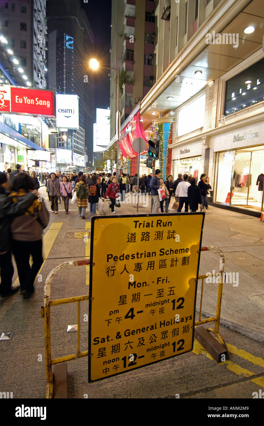 La gestione del traffico, la Causeway Bay di Hong Kong Foto Stock