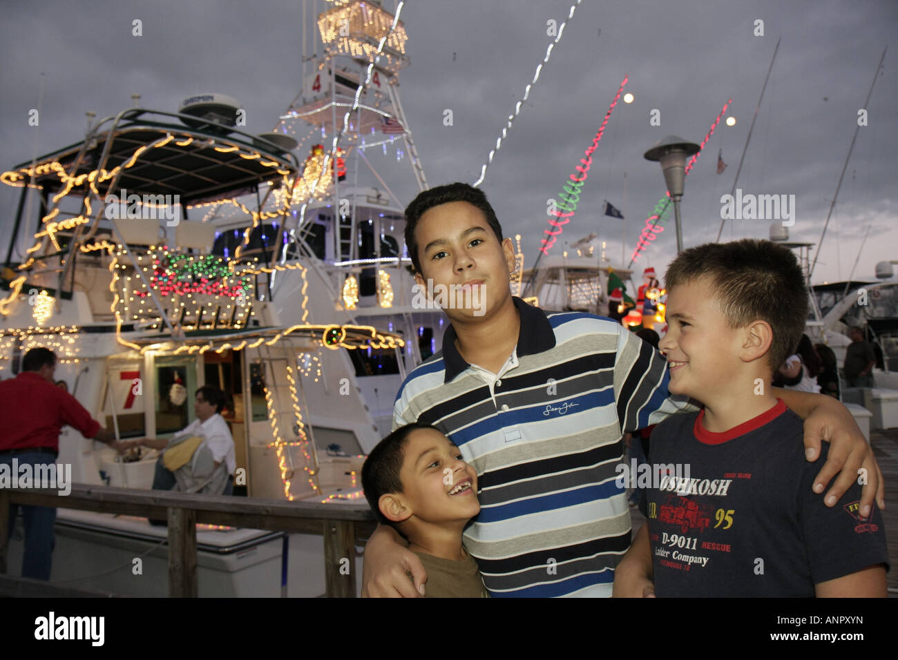 Miami Florida,Watson Island,Biscayne Bay Water,Annual Holiday Boat Parade,Christmas event,decoration,decoration,ispanic Latino etic immigran Foto Stock