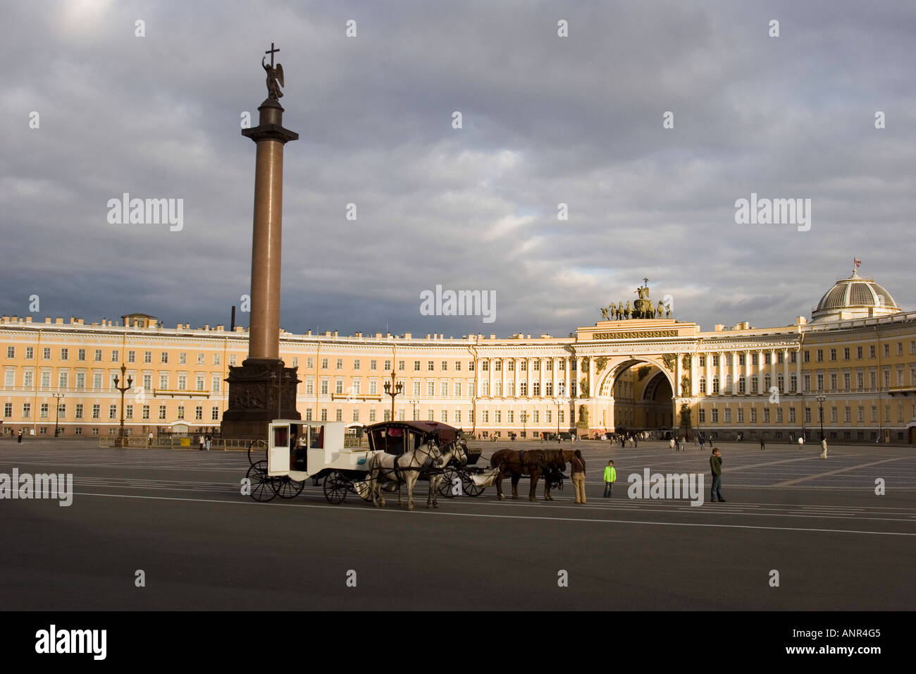 La Piazza del Palazzo San Pietroburgo Foto Stock