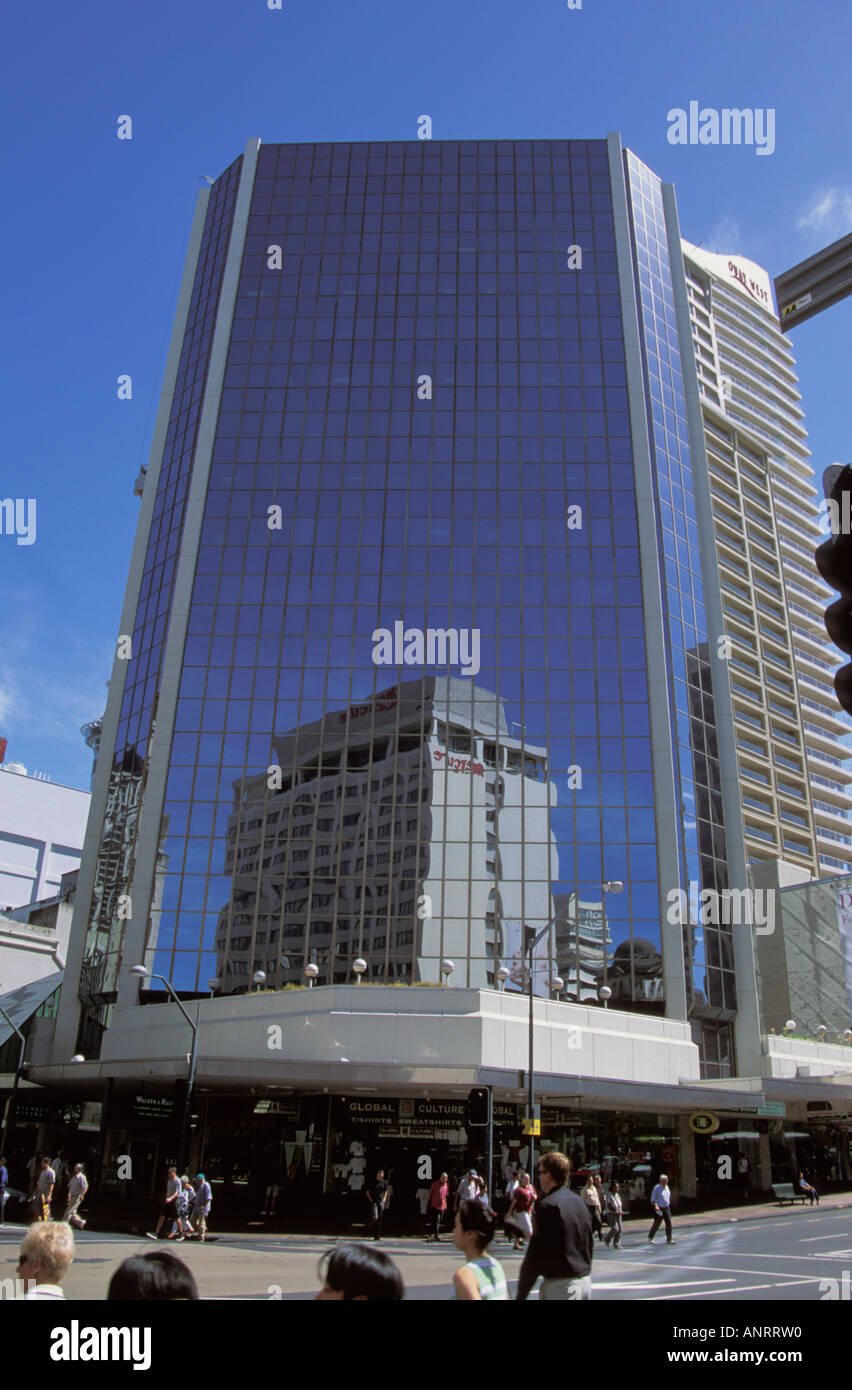 Queen Street Nuova Zelanda Auckland a torre vicino al terminale del traghetto Foto Stock