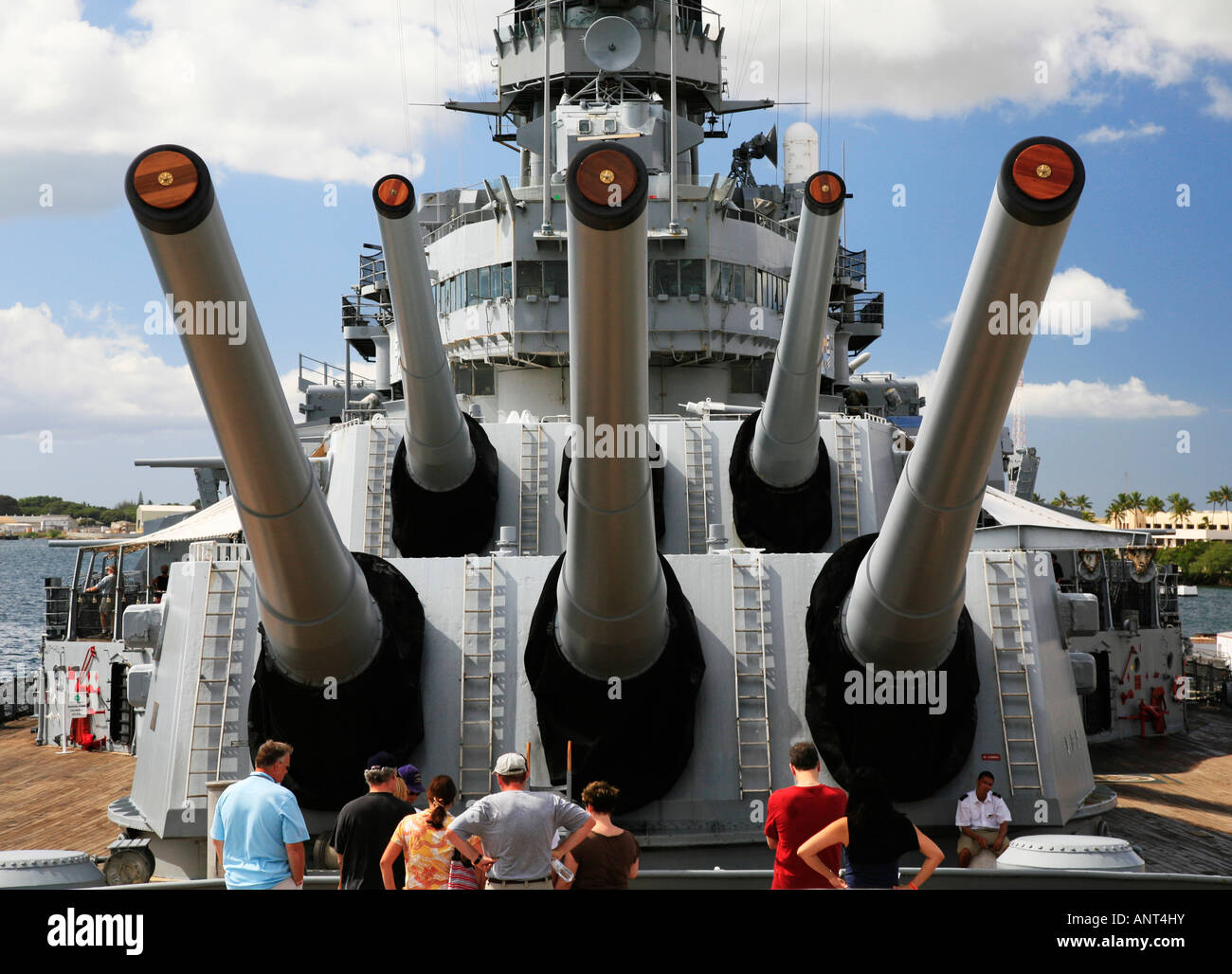 Anteriore Principale sulla torretta la USS Missouri di Pearl Harbor Foto Stock