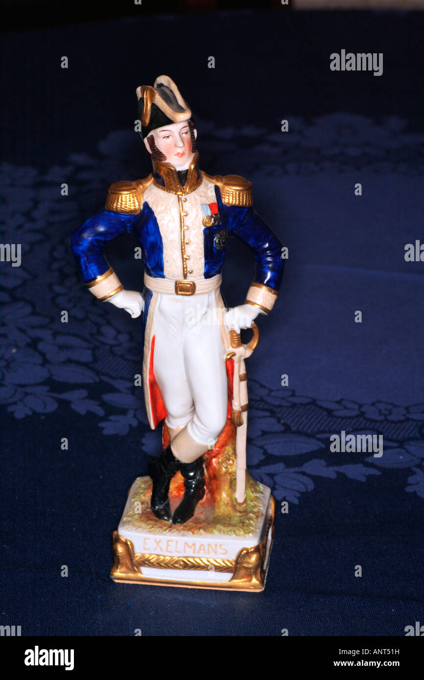 Statuetta di porcellana di Rémy-Joseph-Isidore Exelmans Maresciallo di Francia e il francese aiutante generale di Murat durante la guerra di Napoleone Foto Stock