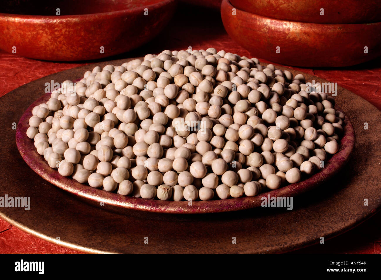 Ciotola di piselli secchi Foto Stock