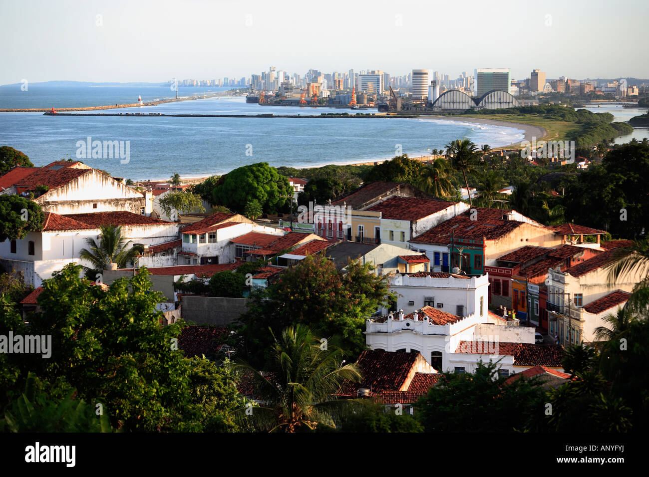 Street vista aerea di olinda con recife in background stato di Pernambuco brasile Foto Stock