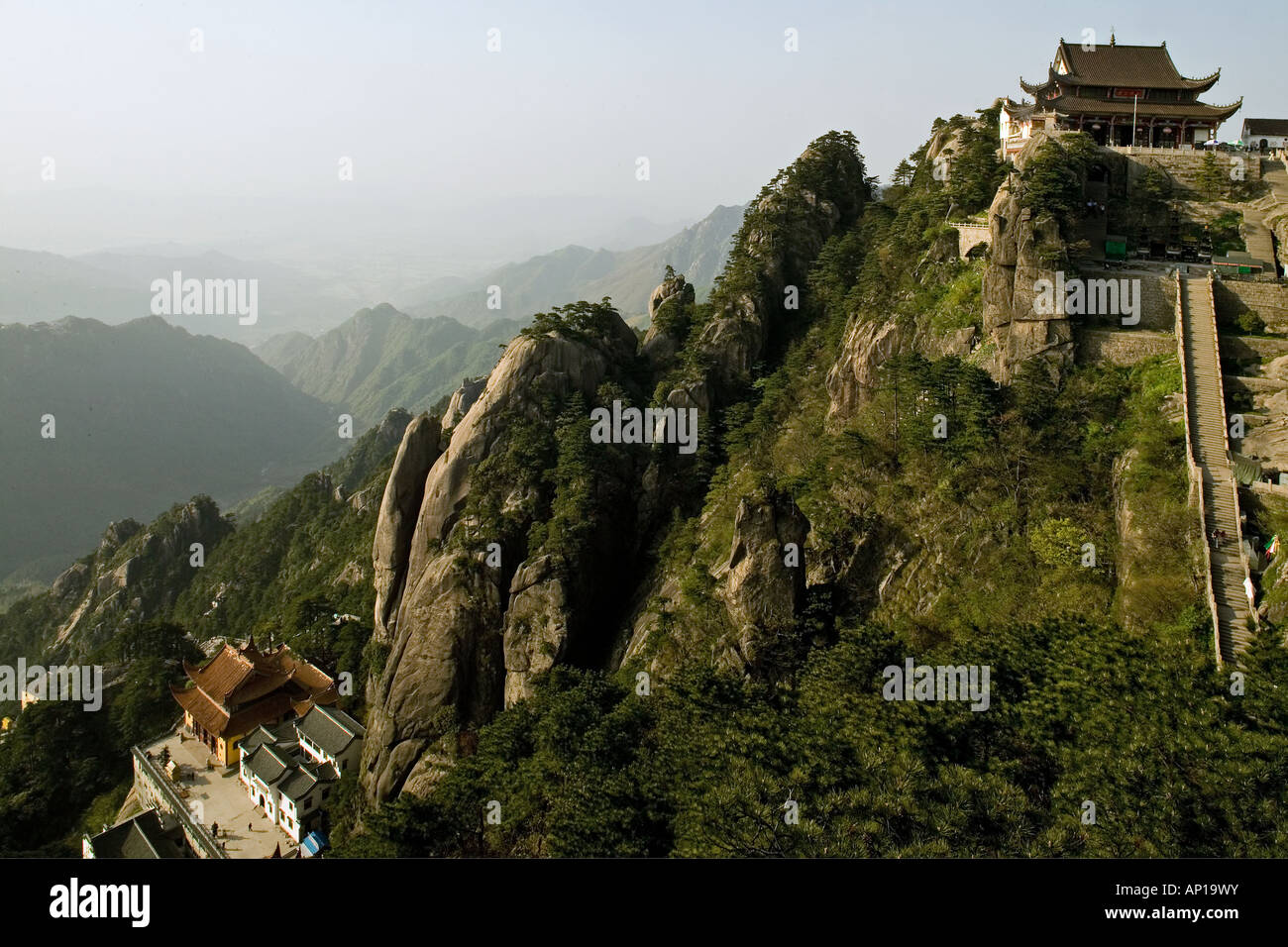 Tian Tai Feng Monastero, Jiuhuashan, Monte Jiuhua, montagna di nove fiori, Jiuhua Shan, provincia di Anhui, Cina e Asia Foto Stock