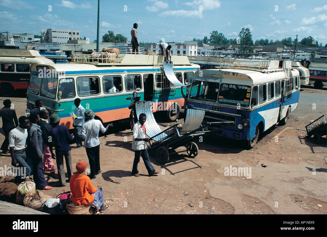 Gli autobus a Pumwani road Paese Stazione Bus Nairobi Kenya Africa orientale Foto Stock