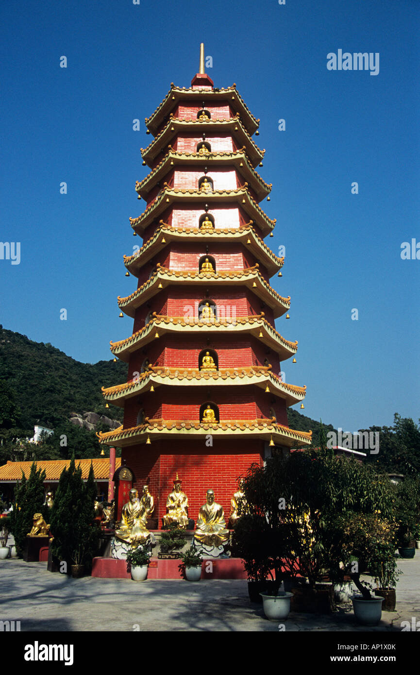 Pagoda, Diecimila Buddha Monastero, Sha Tin, Nuovi Territori di Hong Kong, Cina Foto Stock