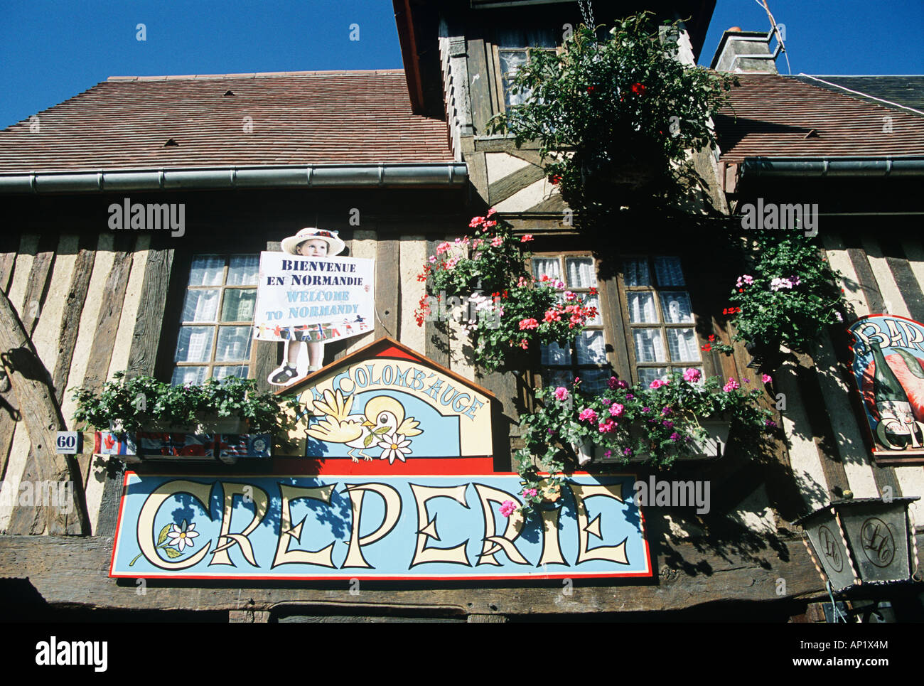 La creperia Colombauge, Beuvron-en-Auge, Normandia, Francia Foto Stock