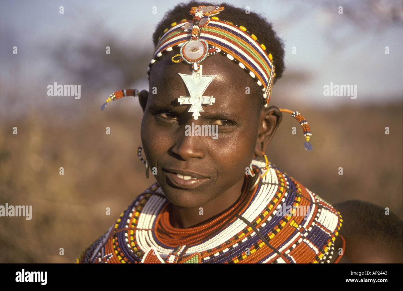 Close up ritratto di giovane donna Samburu Foto Stock