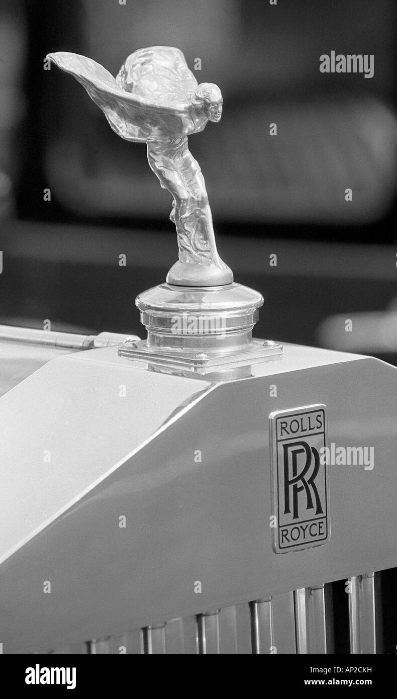 Rolls Royce flying lady spirito di estasi mascotte. Foto Stock