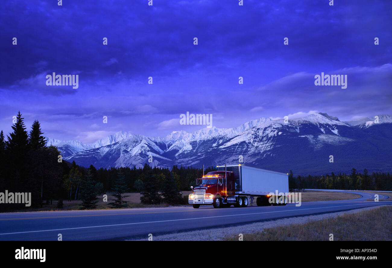 Camion semi Foto Stock