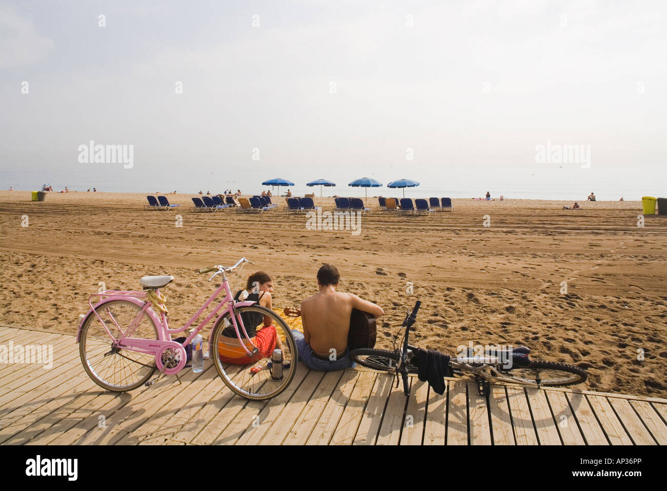 Platja de Barceloneta Beach, Vila Olimpica, Barceloneta, Barcellona, Spagna Foto Stock