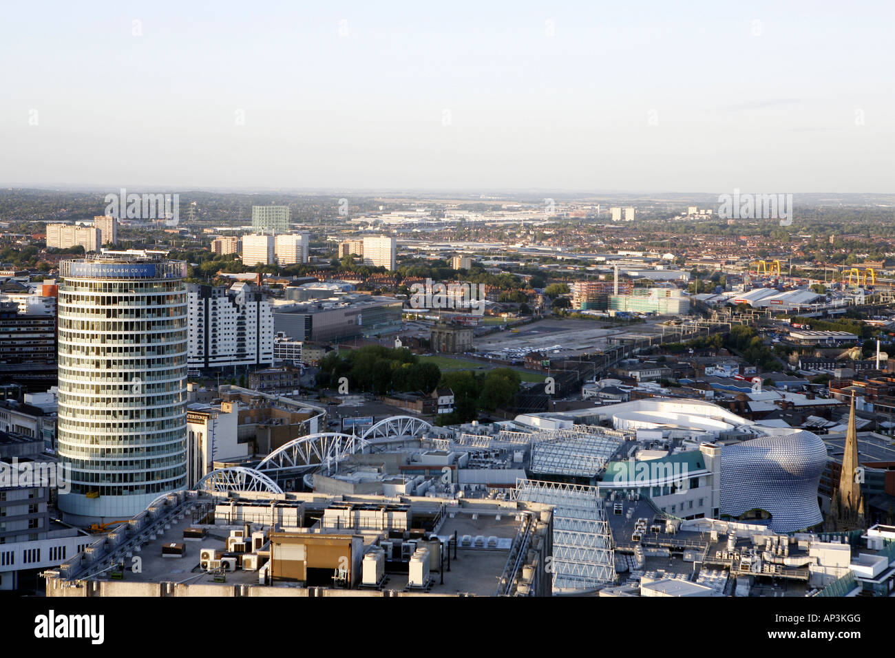 Birmingham City skyline che mostra Rotunda e Eastside Foto Stock