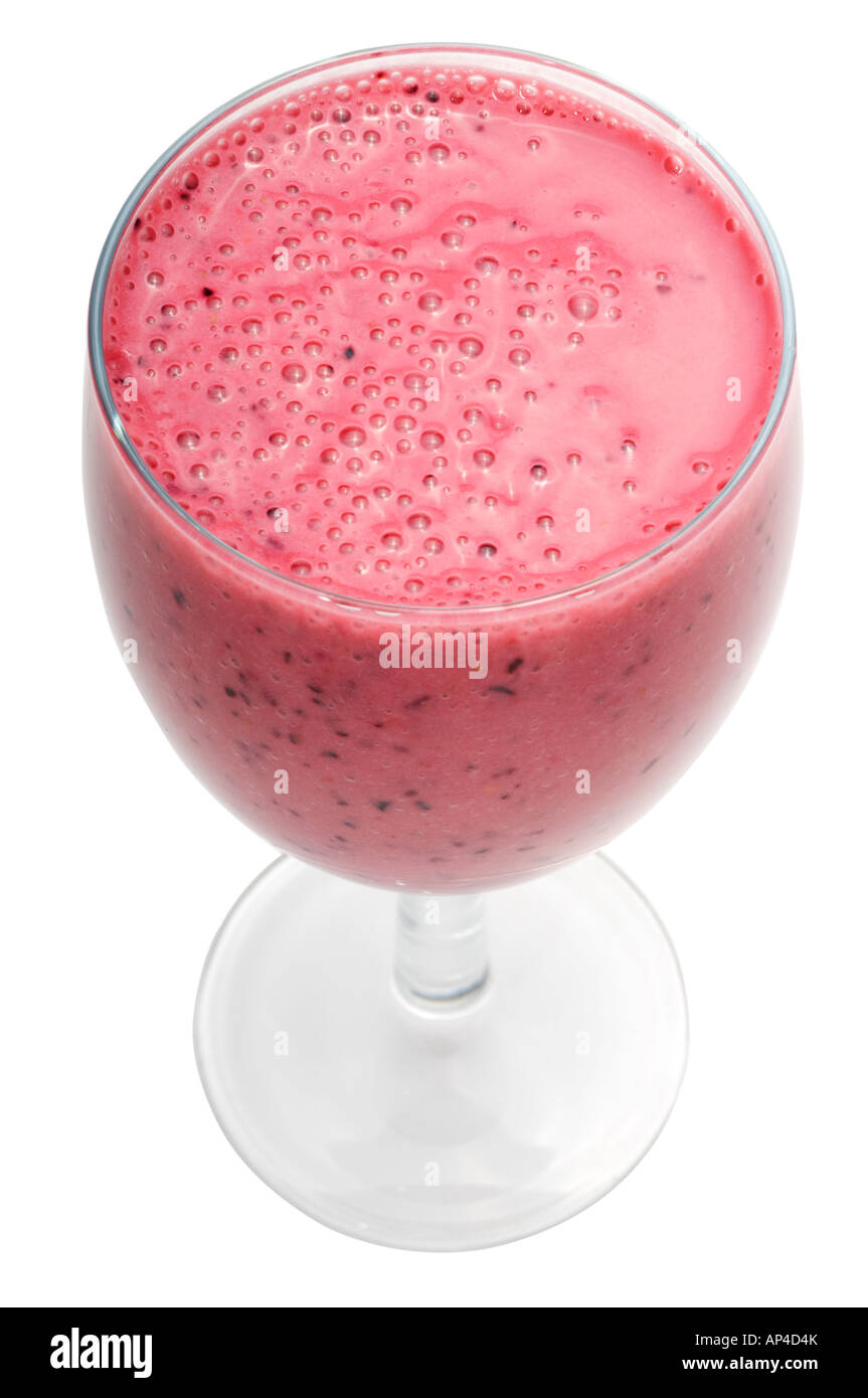 Frullato di frutta da bere in un bicchiere Foto Stock